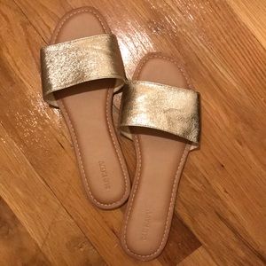 Old navy gold slippers size 10
